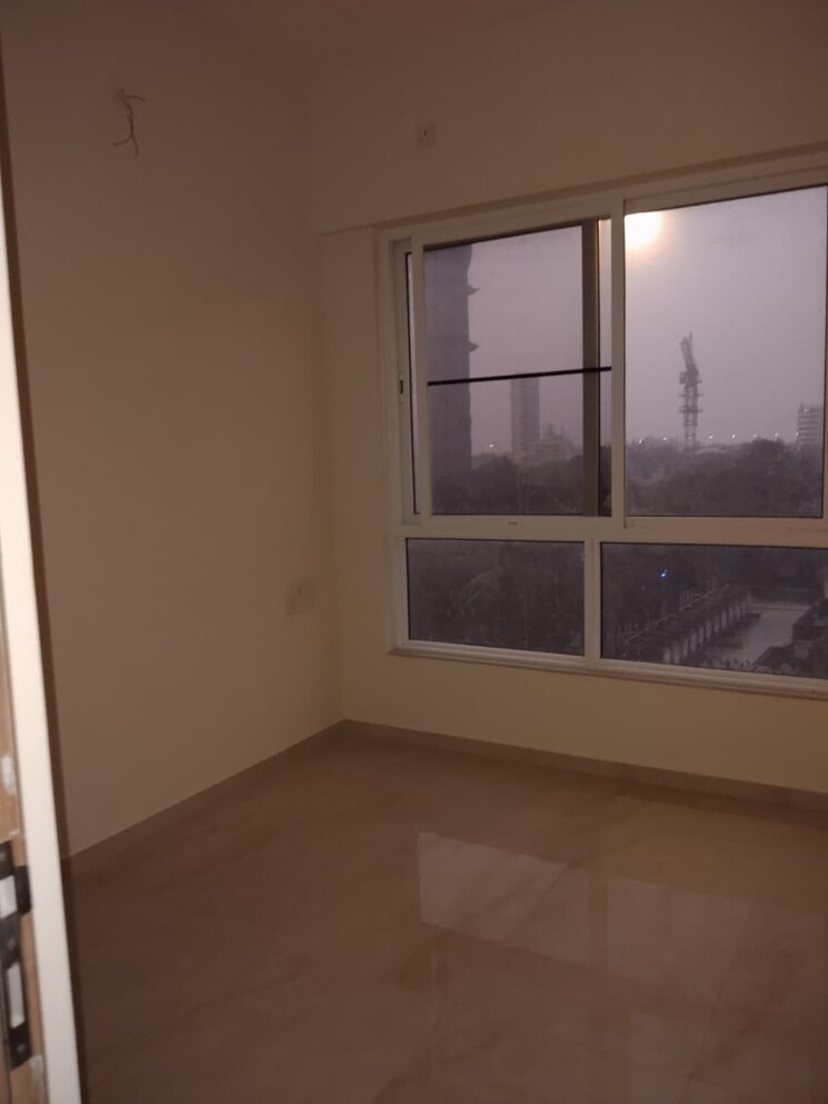 Room, sadanand-building 3 Bedroom 1150 Sq.Ft. Apartment In Dadar West Mumbai 9707172