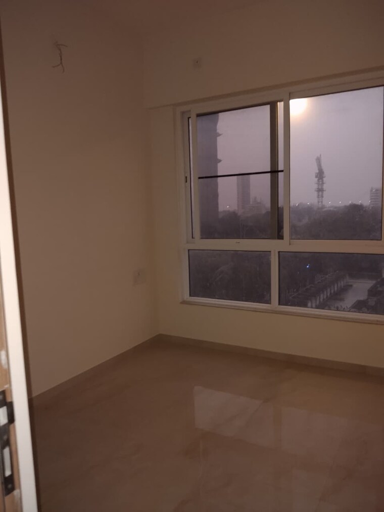 Room, sadanand-building 3 Bedroom 1150 Sq.Ft. Apartment In Dadar West Mumbai 9707172