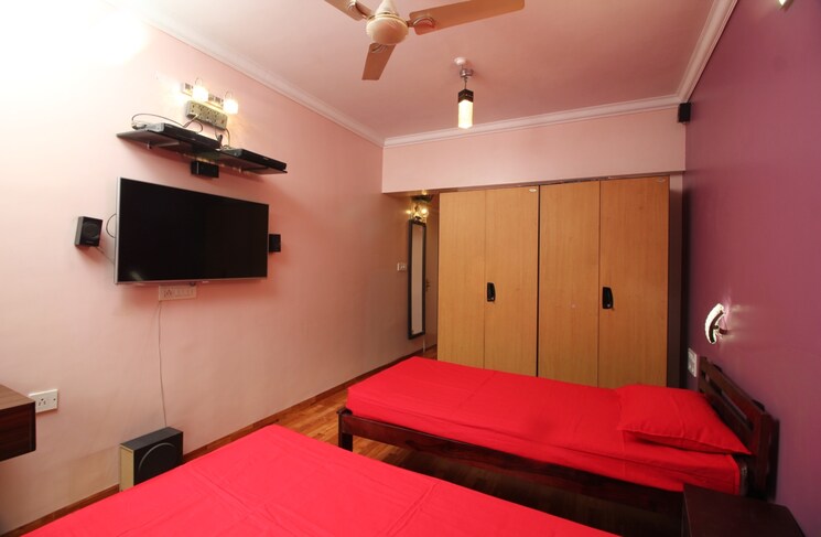 Bedroom, chembur Pg For Girls In Chembur 9707142