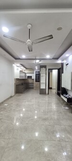 3 BHK 1000 Sq.Ft. Builder Floor in Rohini Sector 7