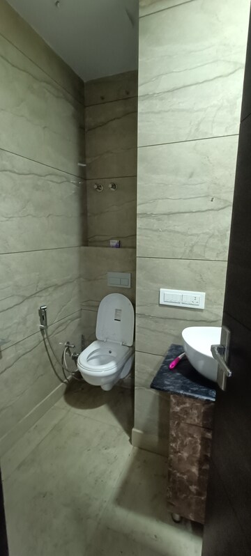 Bathroom in 3 BHK Builder Floor at Rohini Sector 7 – for Rent
