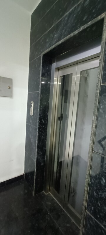 Building Lobby in 3 BHK Builder Floor at Rohini Sector 7 – for Rent