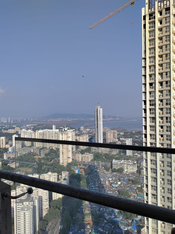 Swimming Pool, lodha-azzuro 3 Bedroom 1213 Sq.Ft. Apartment In Parel Mumbai 9707226