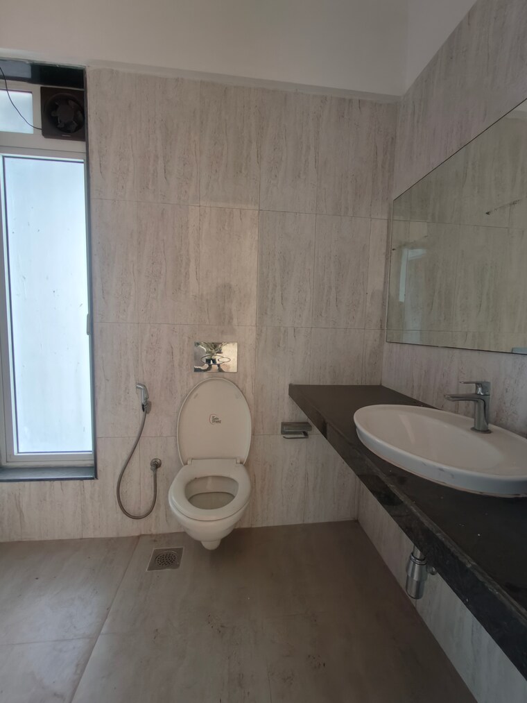 Bathroom, sheth-avalon 3 Bedroom 1250 Sq.Ft. Apartment In Laxmi Nagar Thane 9707543