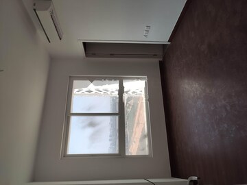 Room in 3 BHK Apartment at Mapsko Mount Ville, Sector 79 – for Rent