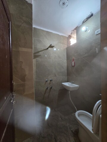 Bathroom in 3 BHK Builder Floor at Lado Sarai – for Rent
