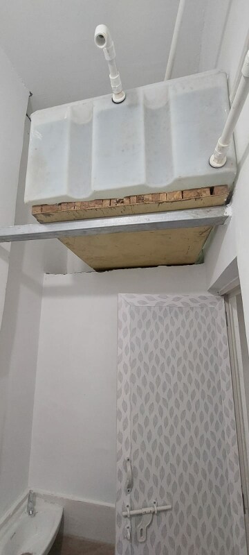 Bedroom in 1 BHK Apartment at Old Wadaj – for Rent