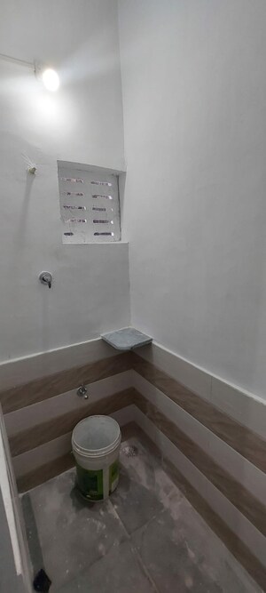 Furnished Amenities in 1 BHK Apartment at Old Wadaj – for Rent