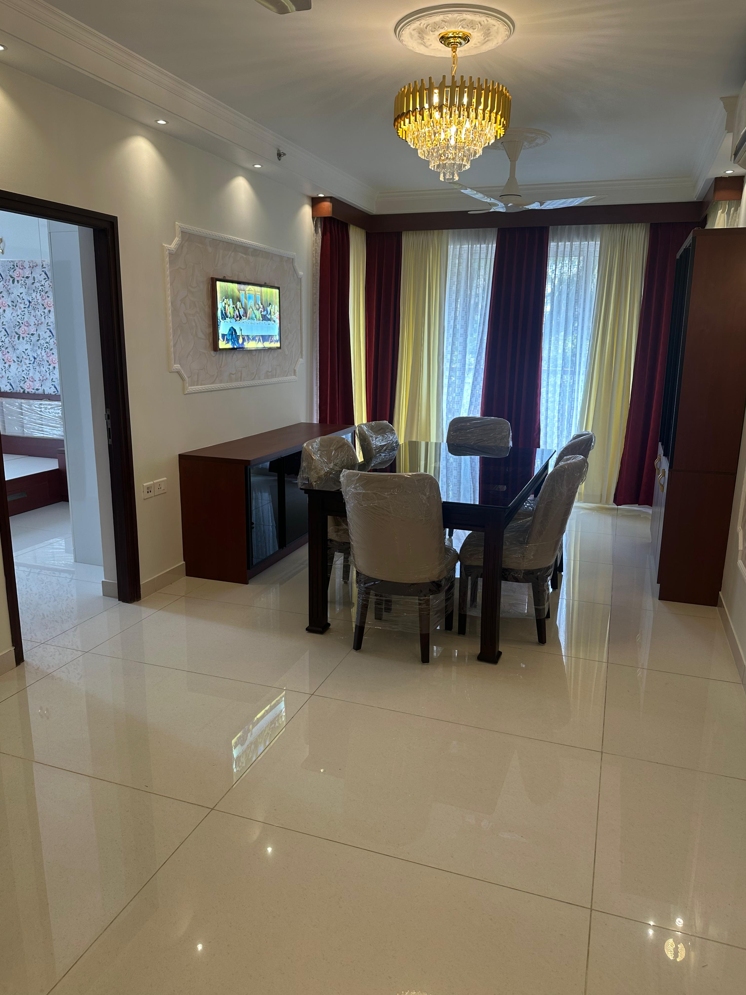 4 BHK + Servant Room,Study Room,Extra Room Apartment For Sale in Avenue Road