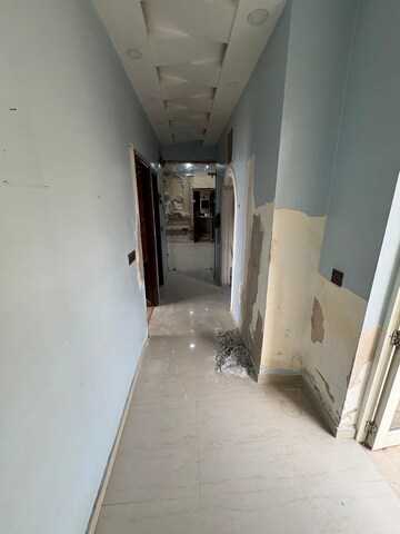 Building Lobby in 3 BHK Apartment at Piedmont Taksila Heights, Sector 37c – for Rent