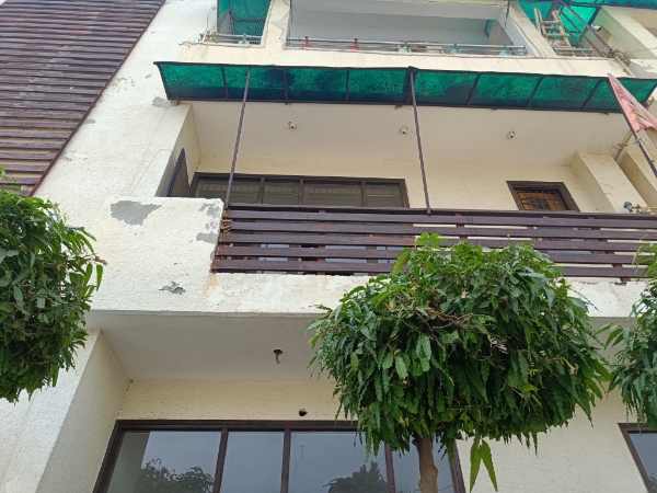 3 BHK + Pooja Room Builder Floor For Rent in Aditya World City