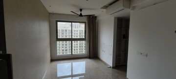 Room in 2 BHK Apartment at Hiranandani Castle Rock, Powai – for Rent