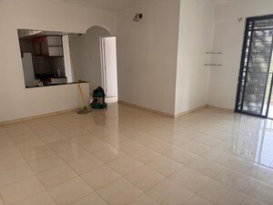 Room in 2 BHK Apartment at Viman Nagar – for Rent