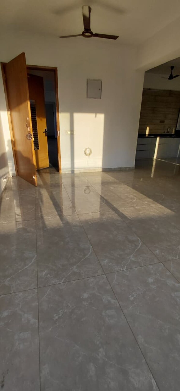 Living Room, thaltej 3 Bedroom 1750 Sq.Ft. Apartment In Thaltej Ahmedabad 9708338