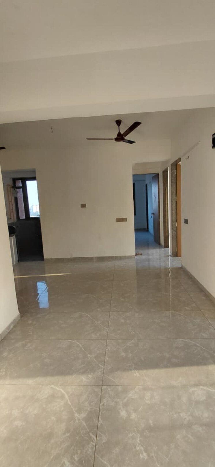 Hall, thaltej 3 Bedroom 1750 Sq.Ft. Apartment In Thaltej Ahmedabad 9708338