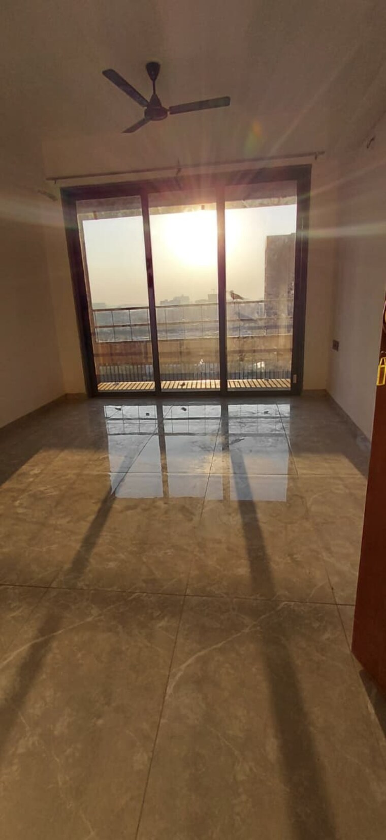 Room, thaltej 3 Bedroom 1750 Sq.Ft. Apartment In Thaltej Ahmedabad 9708338