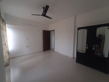 Room in 2 BHK Apartment at Wakad – for Rent