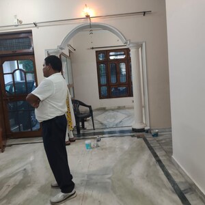 Room in  Pg at Gomti Nagar – for Rent