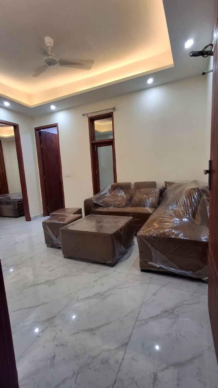 Living Room, freedom fighters enclave 1 Bedroom 500 Sq.Ft. Builder Floor In Freedom Fighters Enclave Delhi 9708645