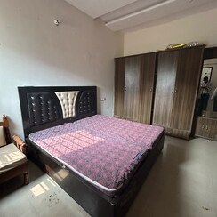 1 BHK + Extra Room Apartment For Sale in Shivalik City 