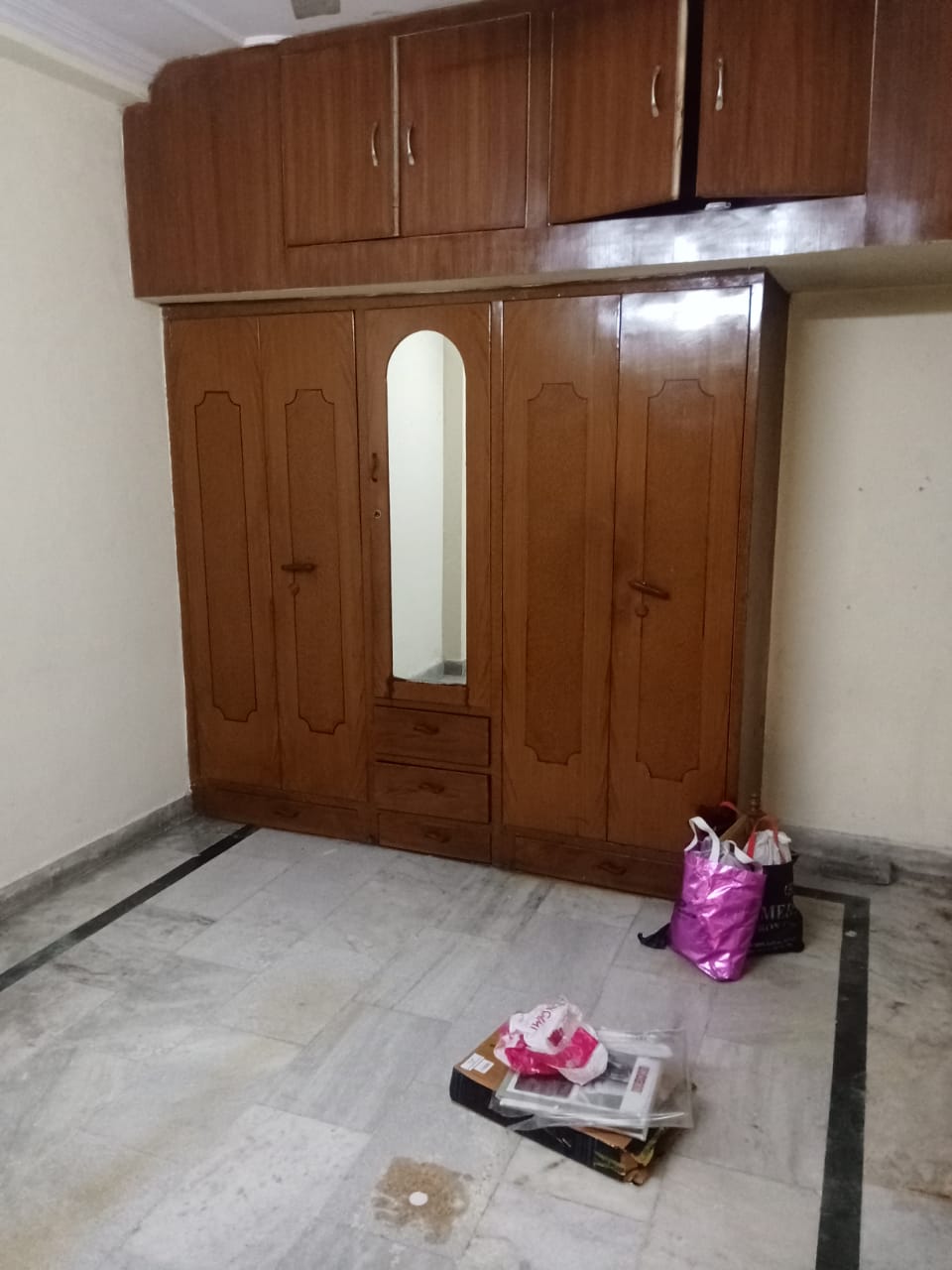 2.5 BHK Builder Floor For Rent in Pratap Nagar Mayur Vihar 