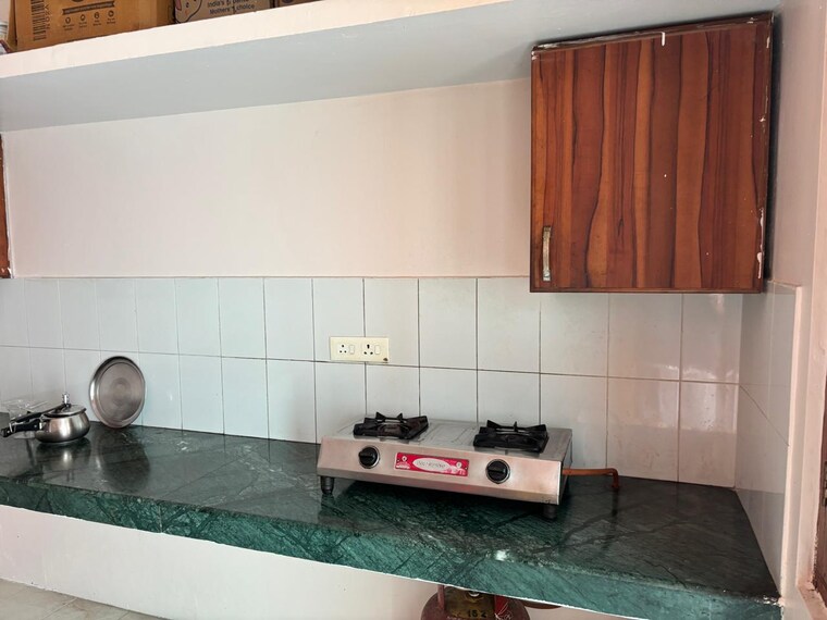 Kitchen, gomti nagar Pg For Boys & Girls In Gomti Nagar 9708870