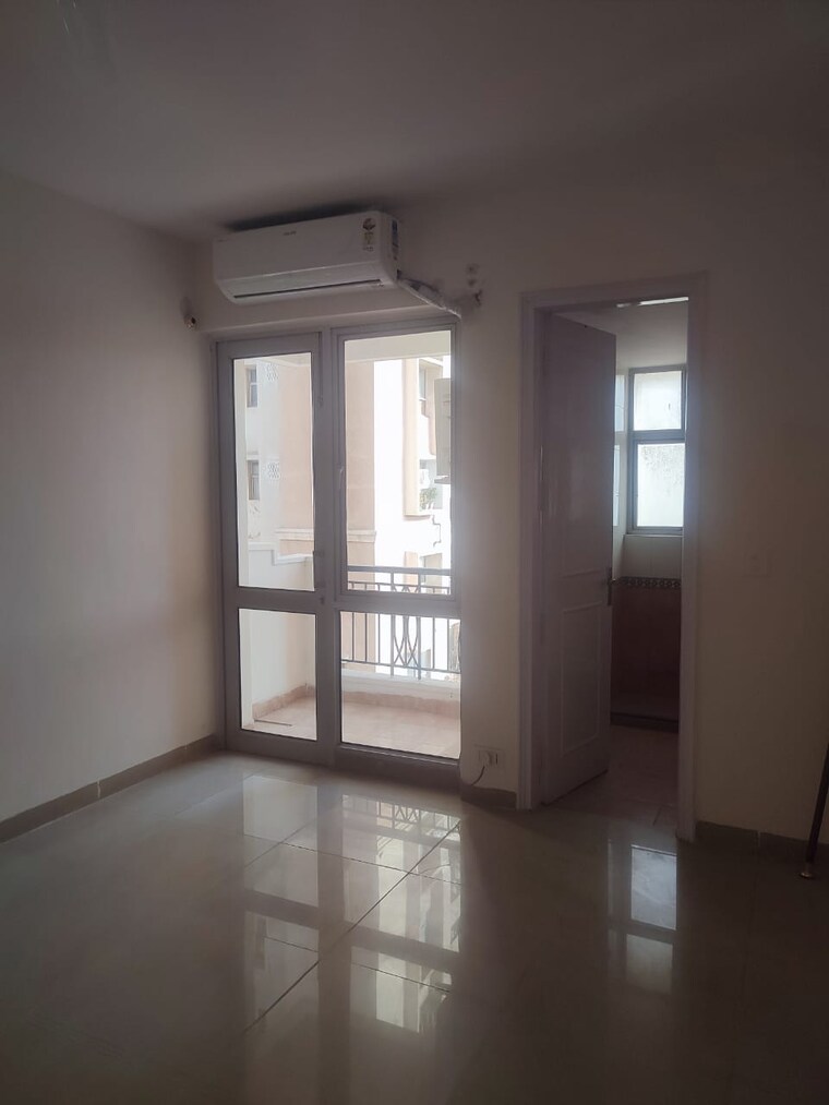 Room, eros-wembley-estate 2 Bedroom 1040 Sq.Ft. Apartment In Sector 50 Gurgaon 9708985
