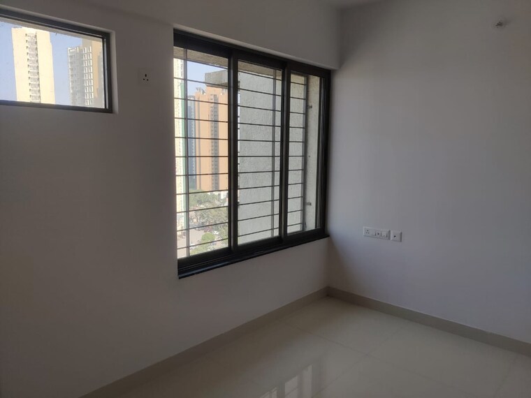 Room, lodha-crown-quality-homes 1 Bedroom 417 Sq.Ft. Apartment In Majiwada Thane 9708937