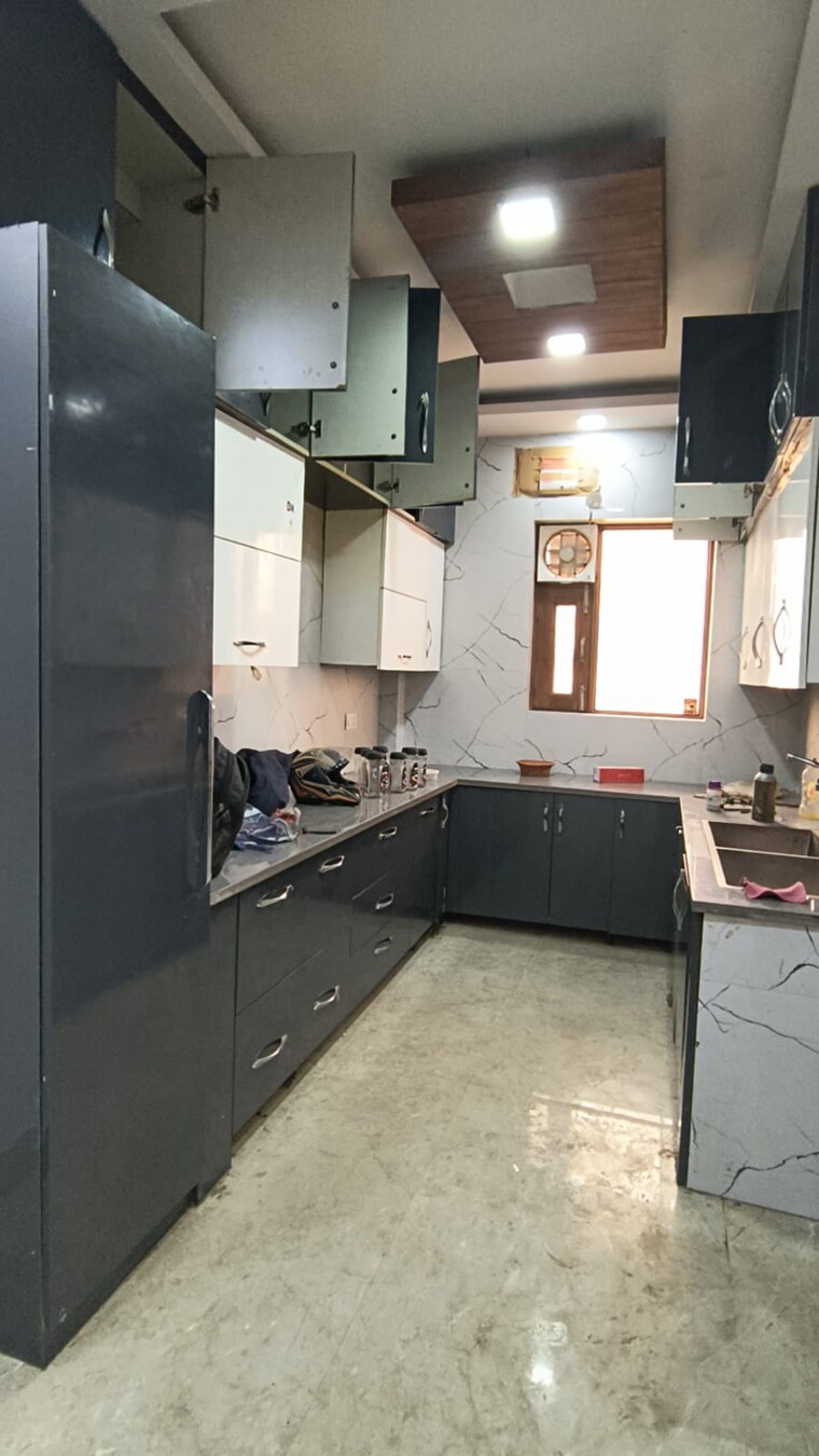 Kitchen, green fields colony 3 Bedroom 145 Sq.Yd. Builder Floor In Green Fields Colony Faridabad 9709103