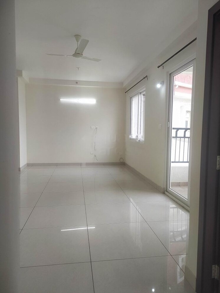 Room, prestige-lakeside-habitat 2 Bedroom 851 Sq.Ft. Apartment In Varthur Bangalore 9709134