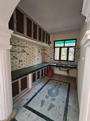 Balcony in 4 BHK Apartment at Vipul Tatvam Villas, Sector 48 – for Rent