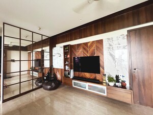 Parking in 2.5 BHK Apartment at NRI Complex Phase 2, Seawoods – for Rent