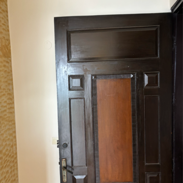 Furnished Amenities in 3 BHK Apartment at Mahagun Maple, Sector 51 – for Sale