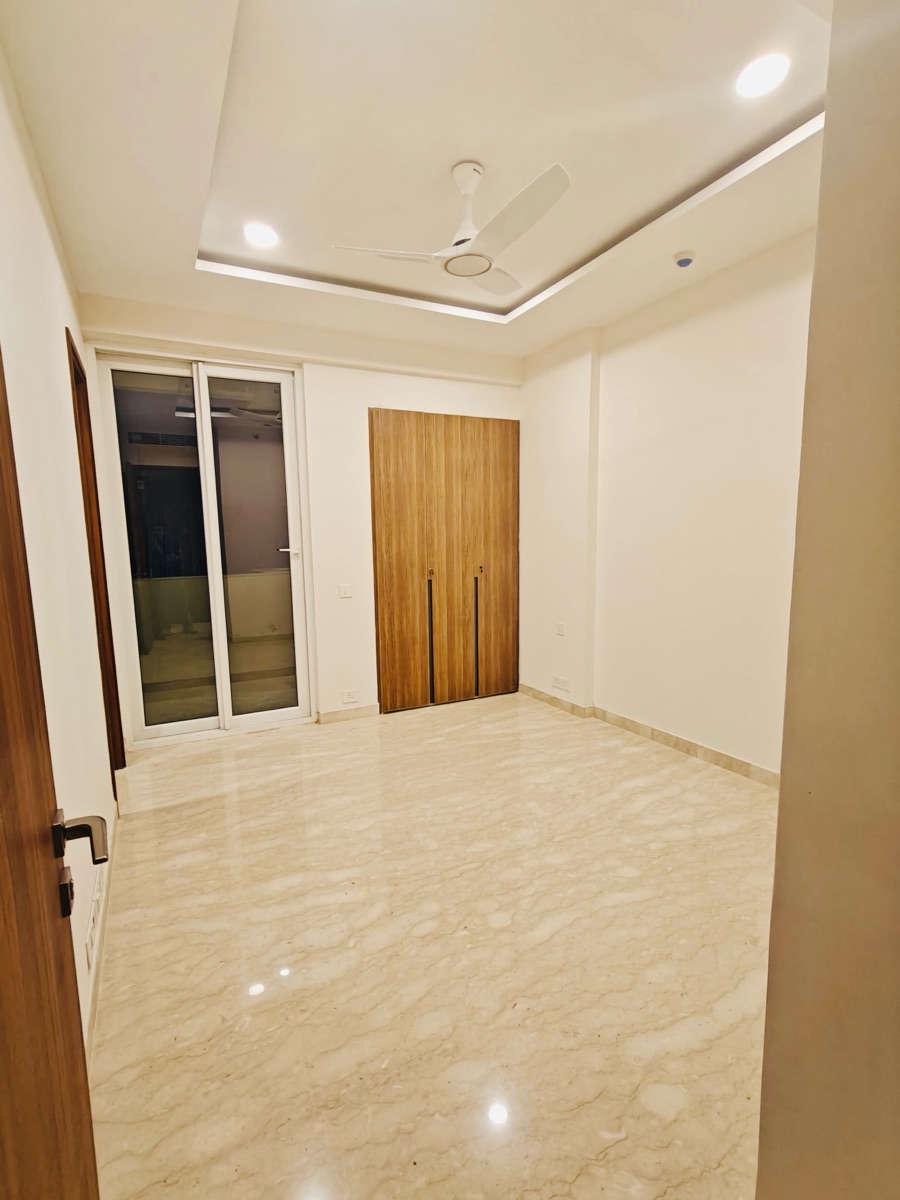 3.5 BHK + Servant Room 3090 Sq.Ft. Apartment in Ambience Creacions