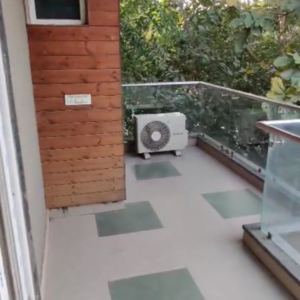 Team Area in 5 BHK Builder Floor at Dlf City Phase 3 – for Rent