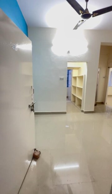 Room in 2 BHK Apartment at Crossing Republik, Crossing Republic – for Rent