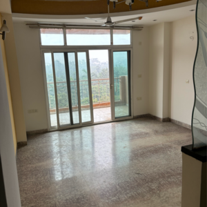 Room in 3 BHK Apartment at Mahagun Maple, Sector 51 – for Sale