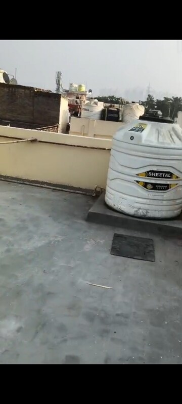 1 BHK Builder Floor – Entrance View at Vaishali Sector 6 - for Sale