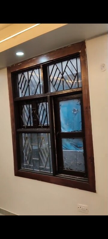  1 BHK Builder Floor at Vaishali Sector 6 – for Sale