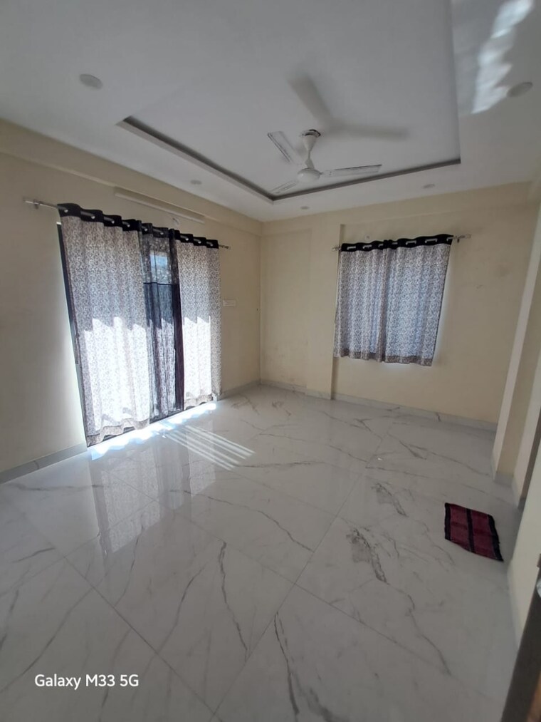 Room, new sneh nagar 3 Bedroom 1350 Sq.Ft. Apartment In New Sneh Nagar Nagpur 9709575