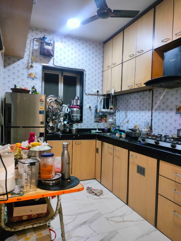 Kitchen, vrindavan-chs-thane-west 2 Bedroom 770 Sq.Ft. Apartment In Vrindavan Society Thane 9709319