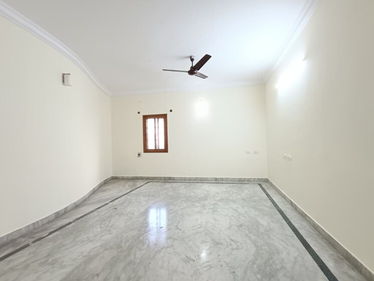 Room, hsr layout 4 Bedroom 2400 Sq.Ft. Independent House In Hsr Layout Bangalore 9709464