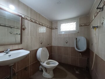 Bathroom in 4 BHK Independent House at Hsr Layout – for Rent