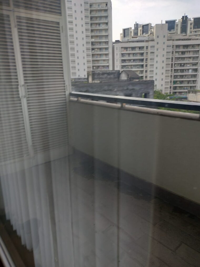 Balcony, salcon-the-verandas 5 Bedroom 5300 Sq.Ft. Apartment In Sector 54 Gurgaon 9709524