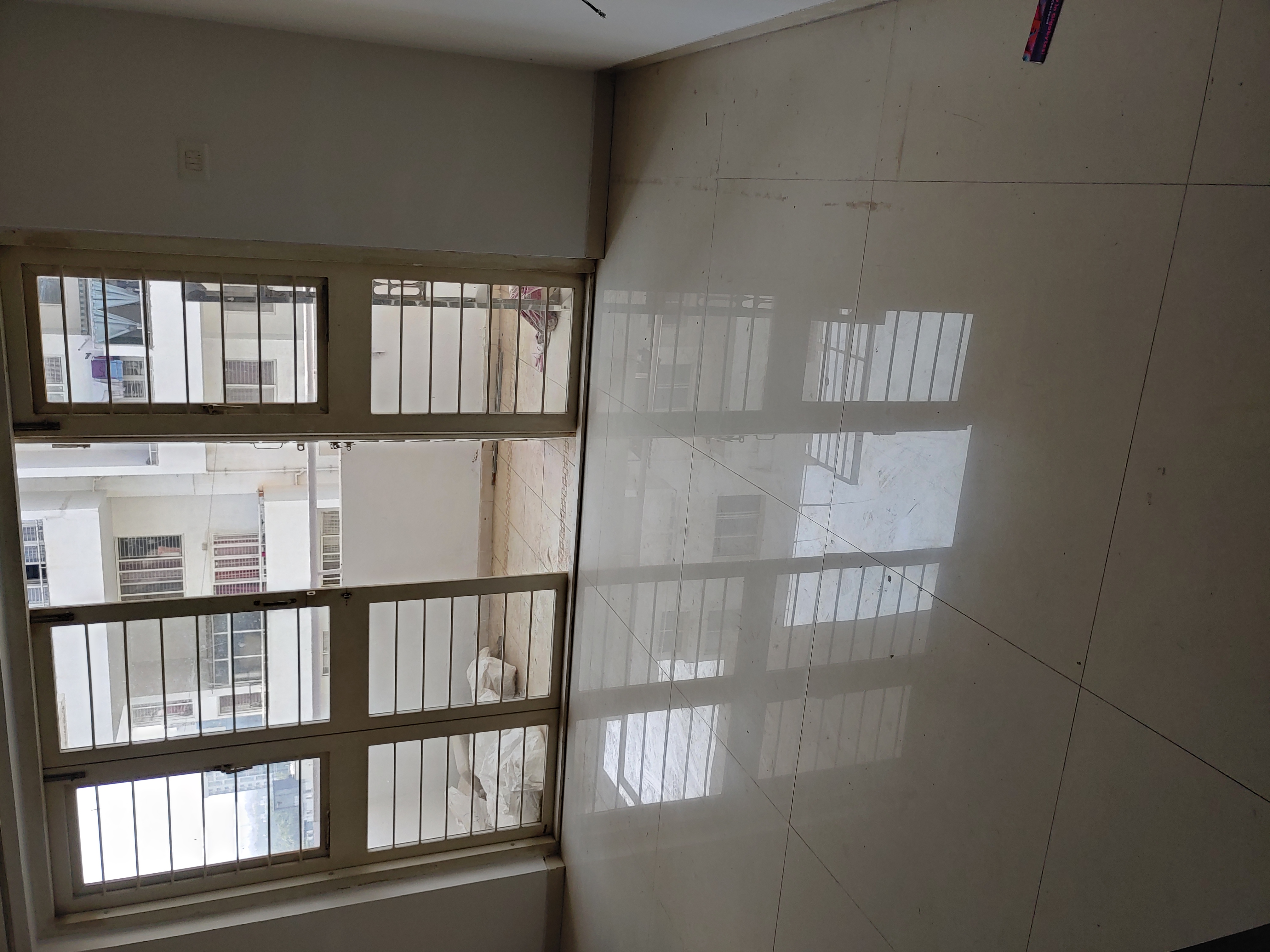 2 BHK + Servant Room Apartment For Rent in Ishana 3