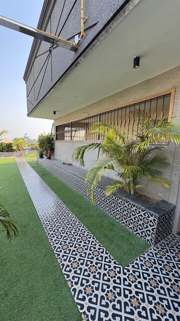 Balcony in 3 BHK Apartment at Sultanpur – for Rent