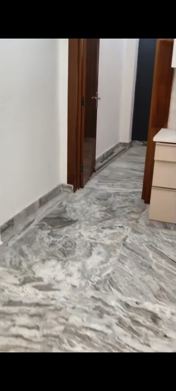  1 BHK Builder Floor at Vaishali Sector 2 – for Sale