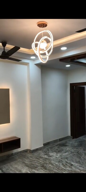 Room in 1 BHK Builder Floor at Vaishali Sector 2 – for Sale