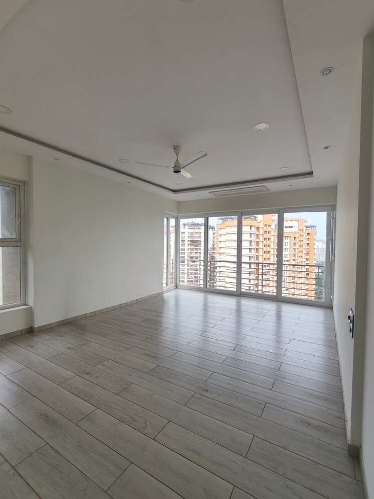 Bedroom, raunak-viraj-tower-thane 5 Bedroom 3380 Sq.Ft. Apartment In Pokhran Road No Two Thane 9709785