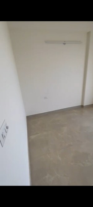 Room in 3 BHK Apartment at Eldeco Accolade, Sohna Sector 2 – for Sale